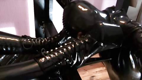Sexy Taetowierte Fetisch Lutschen