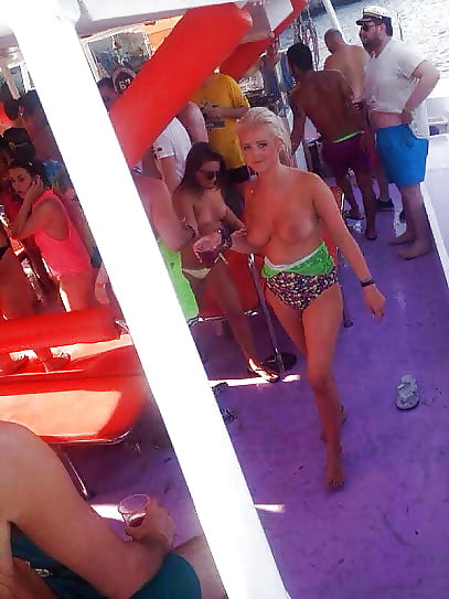 Porn image Public Nudity 23