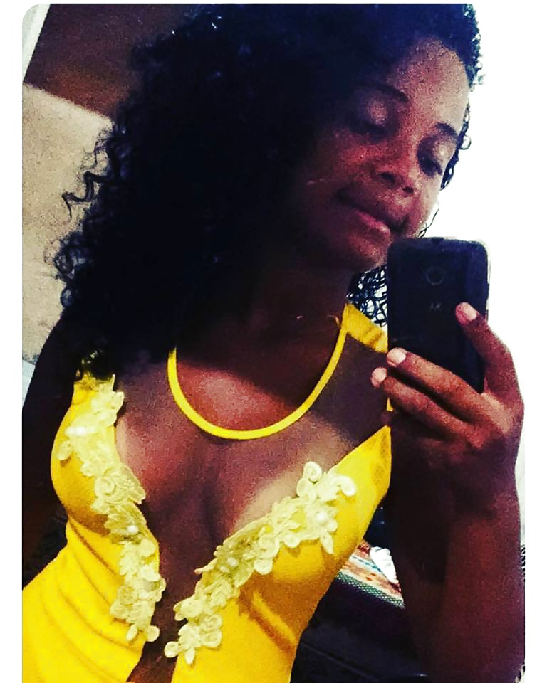 Porn image Putinha do facebook