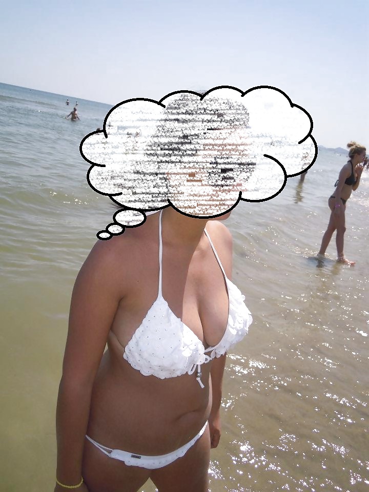 Porn image i love boobs...bikini friend