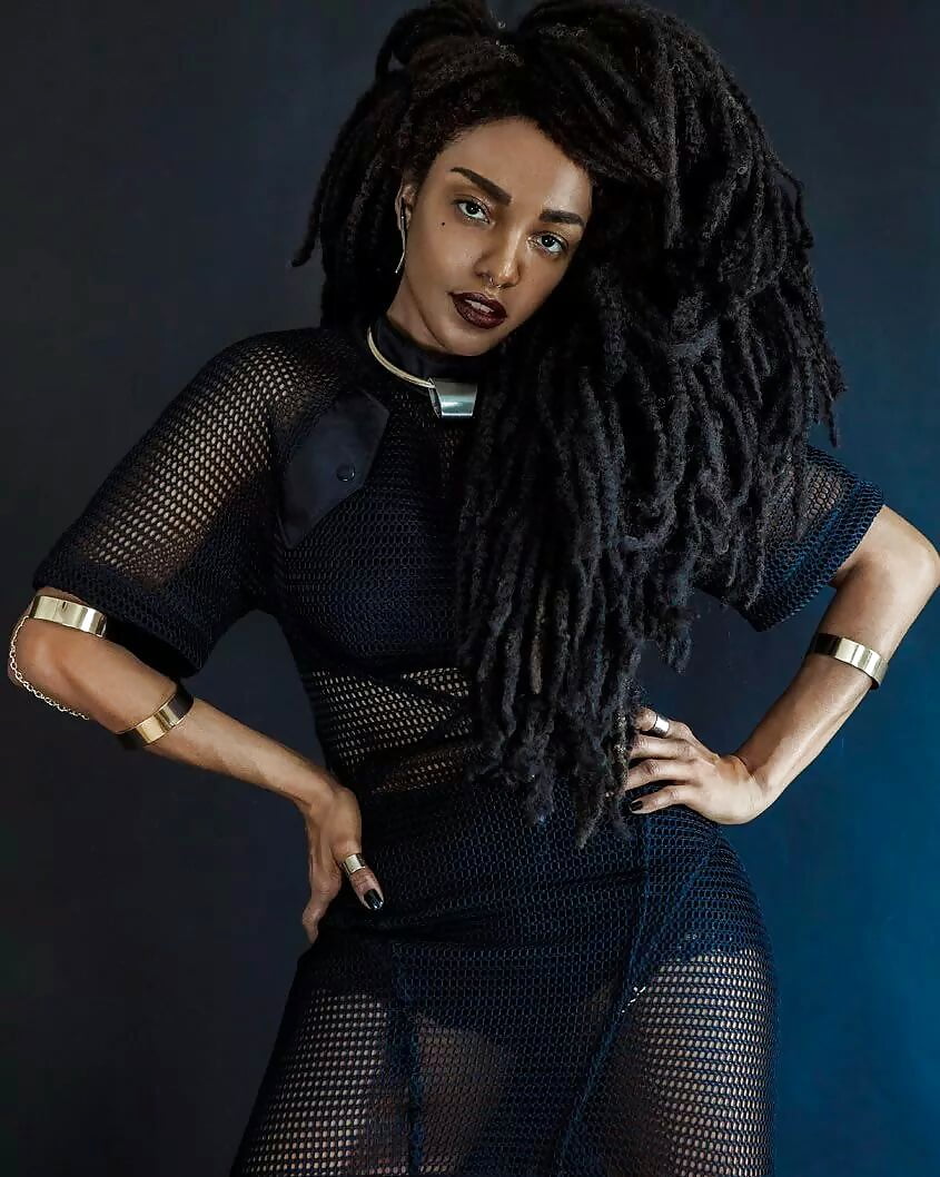 Porn image BLACK BEAUTIES VOL.211