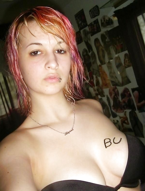 Porn image Busty & Cute EMo Babe