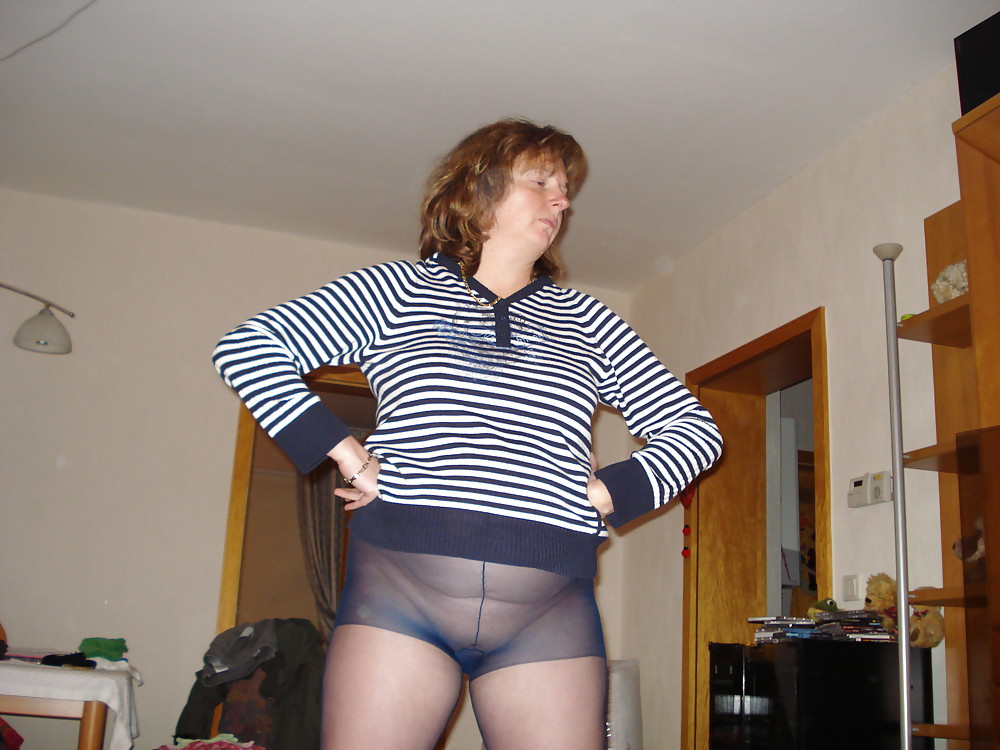 Porn image Houseslut Anja