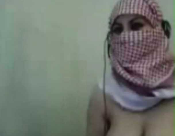 Porn image arab niqab webcam scandal-with hijab iran or egypt jilbab
