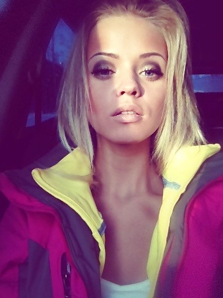 Porn image Blond and small