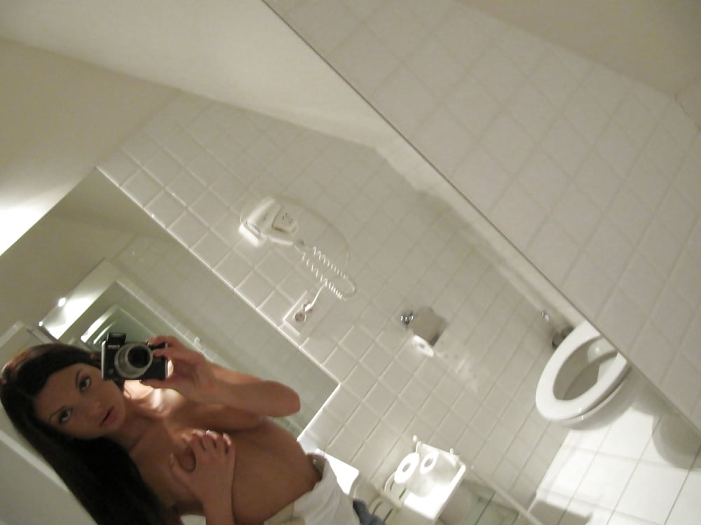 Porn image Teen Slut Carina Selfies
