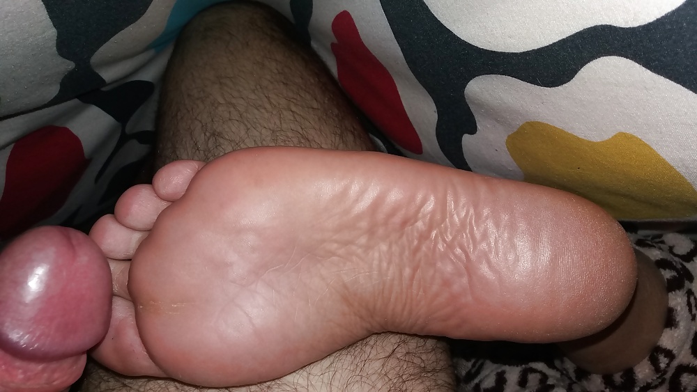 Porn image PIES DE MI MUJER....WIFE SOLES...FOOTJOB