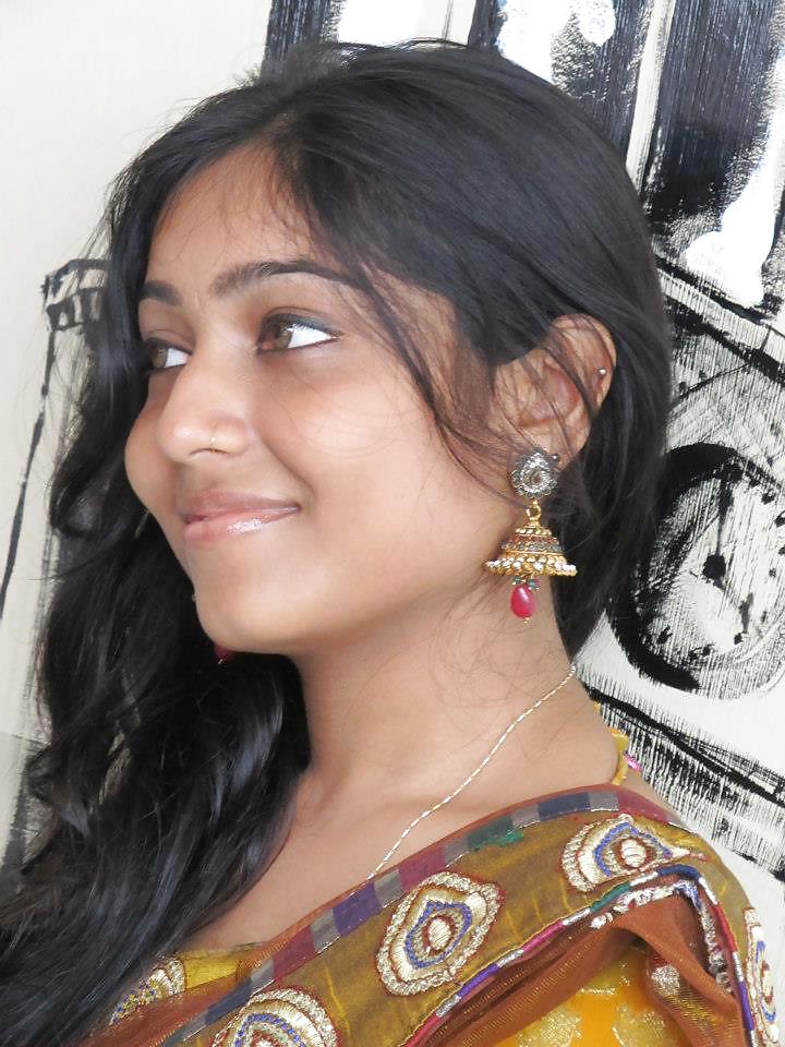 Porn image rare sweet girls in saree and bikini: Collected from net