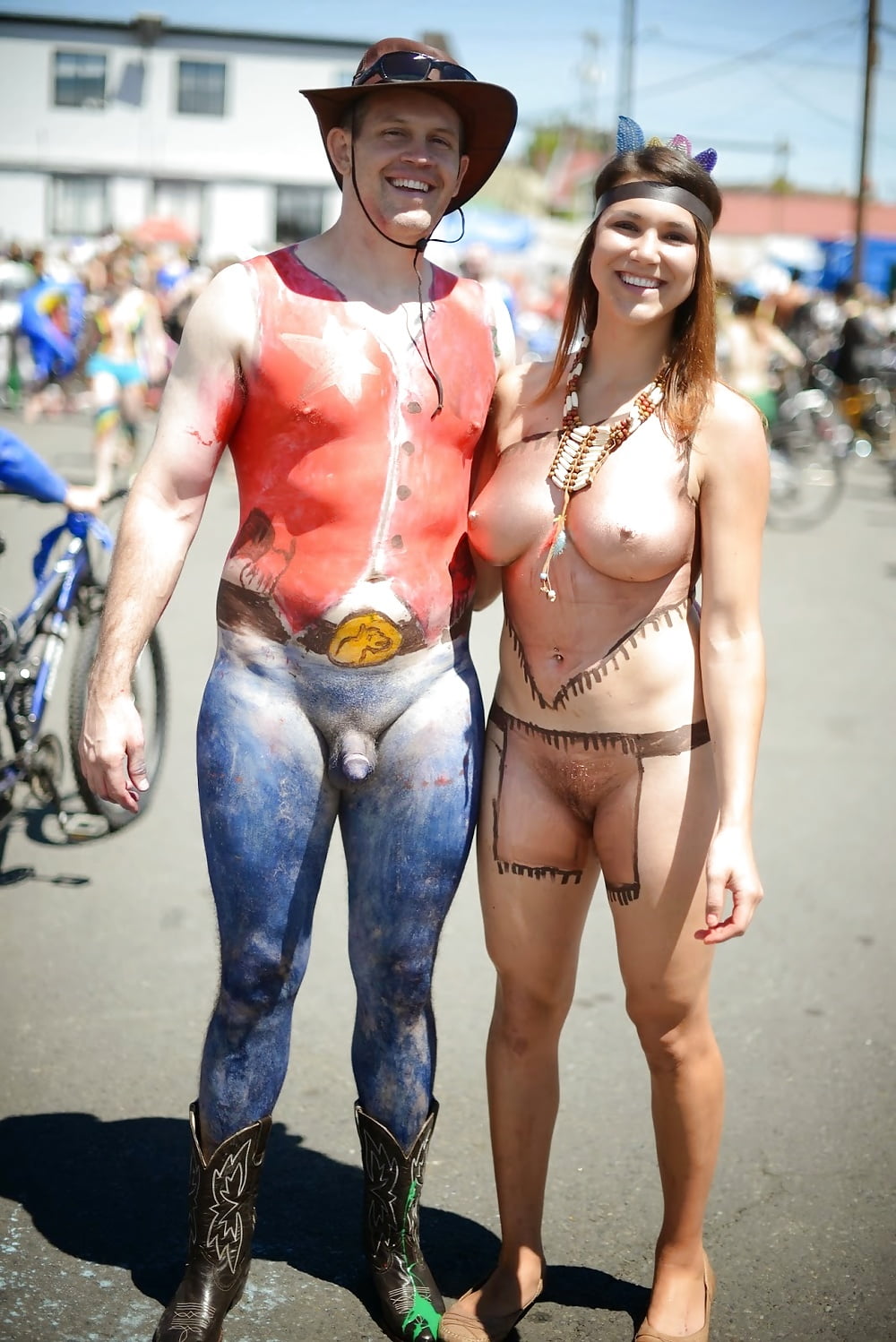 Teen Girl Participated Nude At Fremont Solstice Race nude pic, sex photos T...