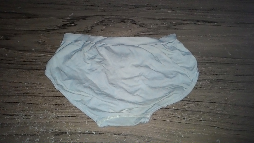 Porn image My Aunt (55) & Young Cousin (21) Used Panties