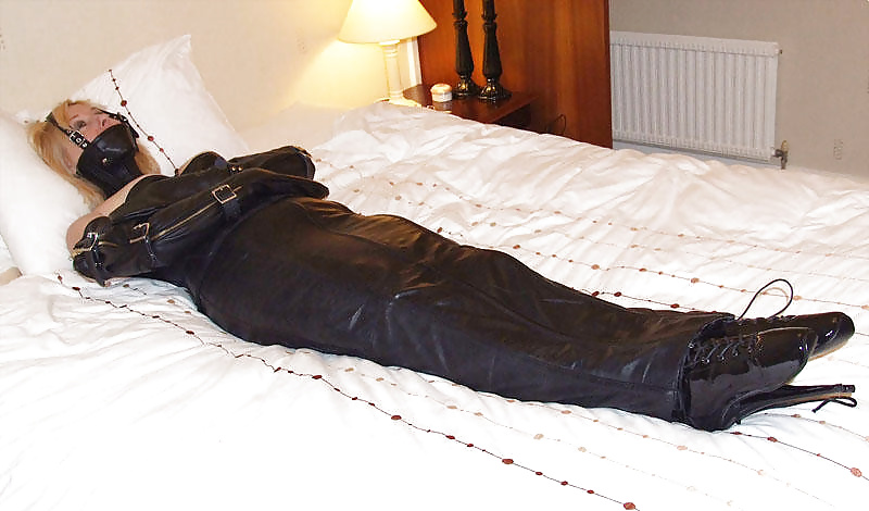 Porn image Ready to serve Master 1