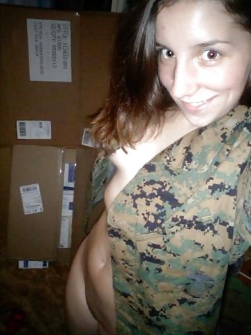 Porn image Military girls 1 (Camaster)