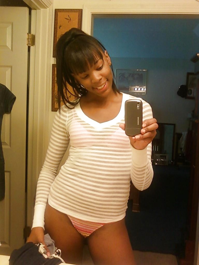 Porn image BLACK AMATEUR GIRLS - SELF PICS XIII