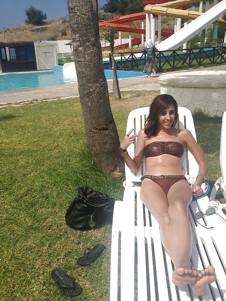 Porn image Arab beurette feet pieds