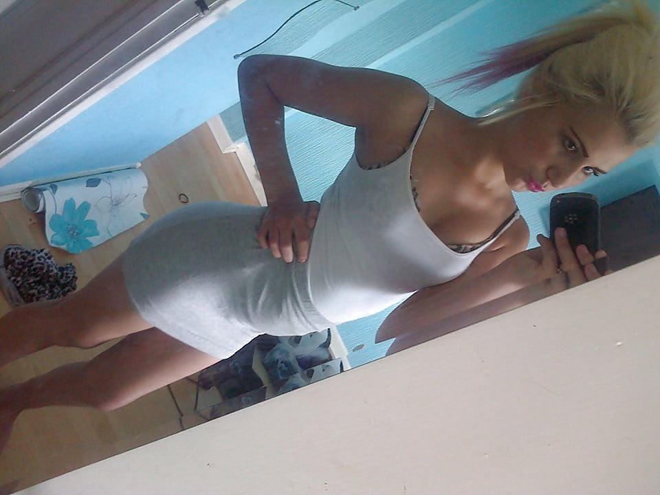 Porn image UK SLAG: Demi Leigh Birchall