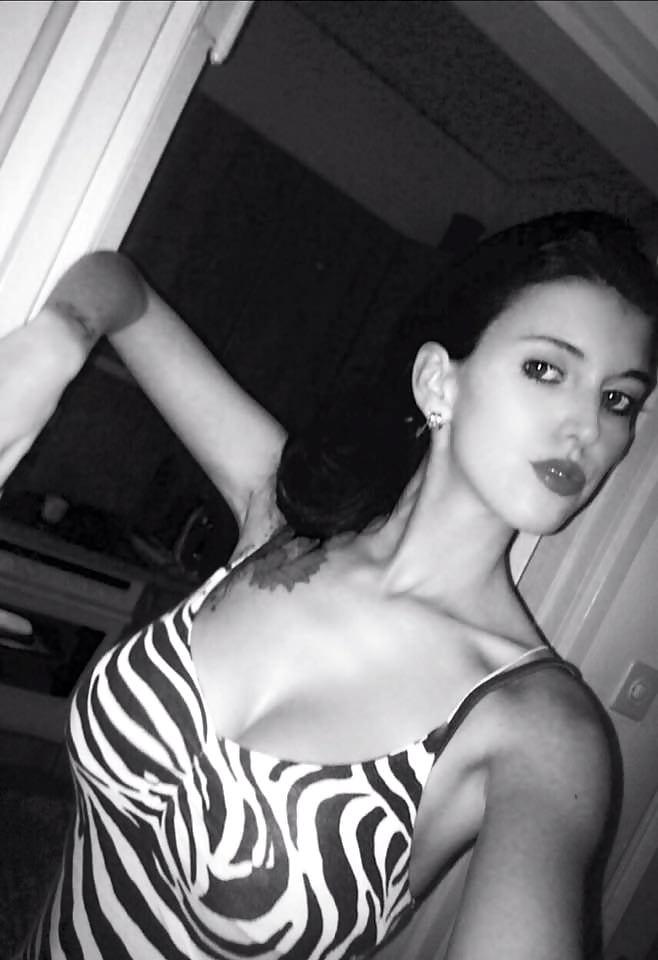 Porn image Public gallery for tributes