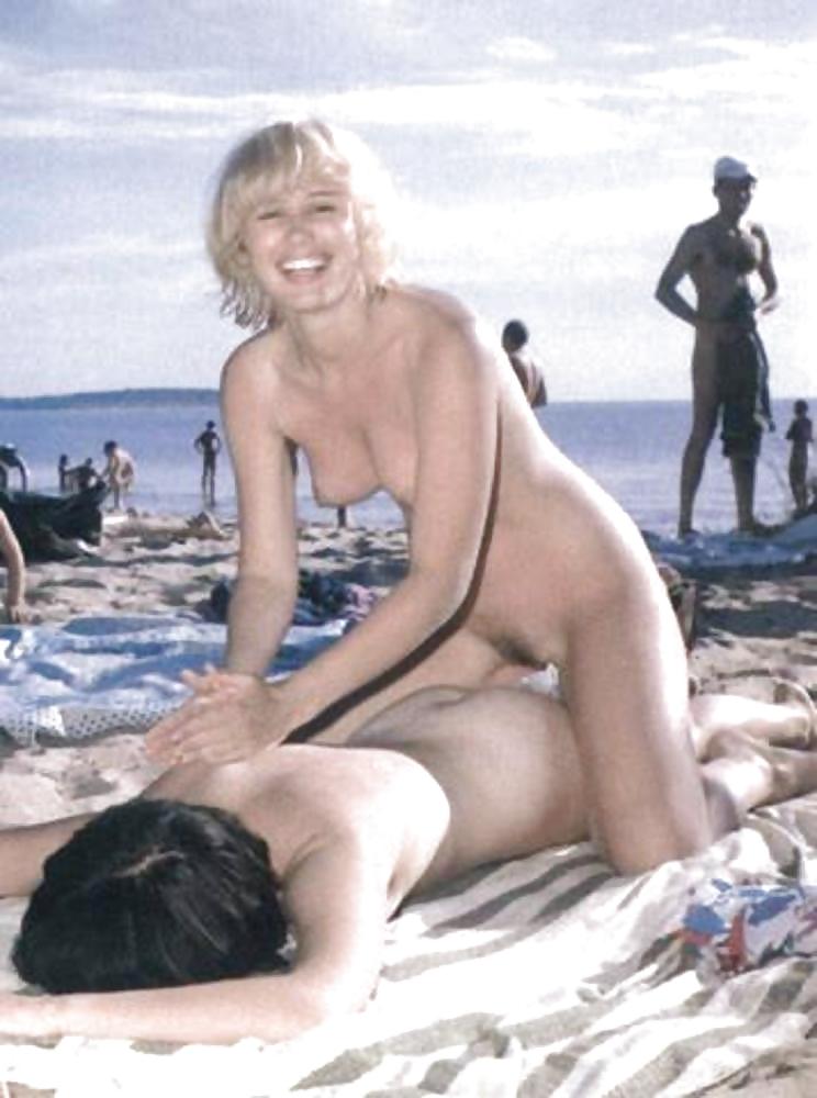 Porn image Naked beach 60.