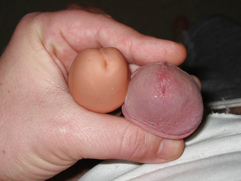 Porn image Tiny dildo