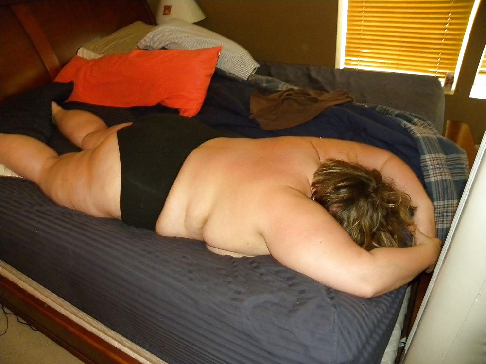 Porn image SmutDates.com Username 'DallasMomAli'