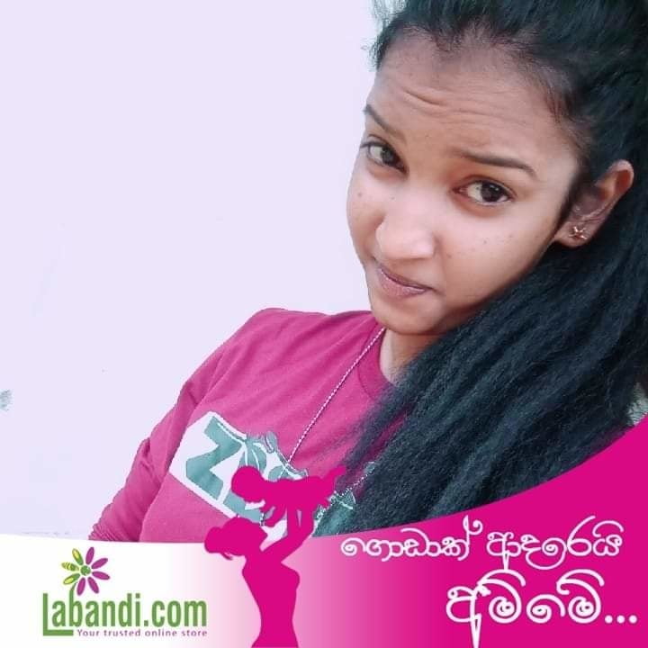 Lankawe girl - 19 Photos 