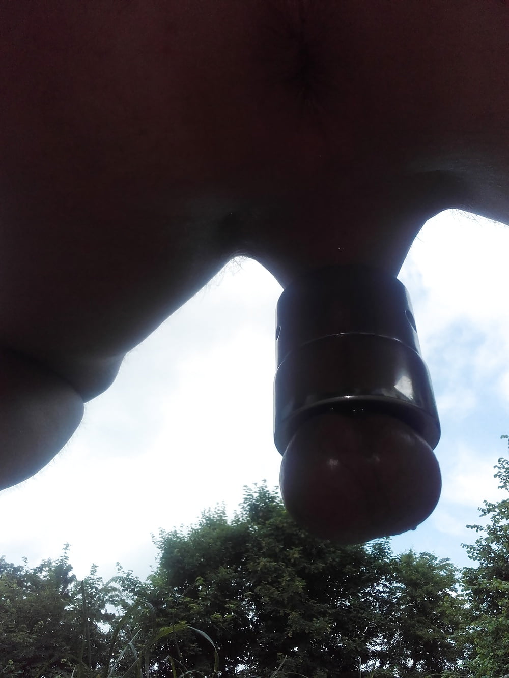 Porn image Balltorture and stretching