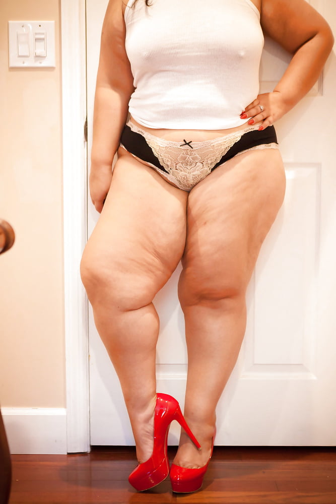 Sexy & Fat Legs 23 - 40 Photos 