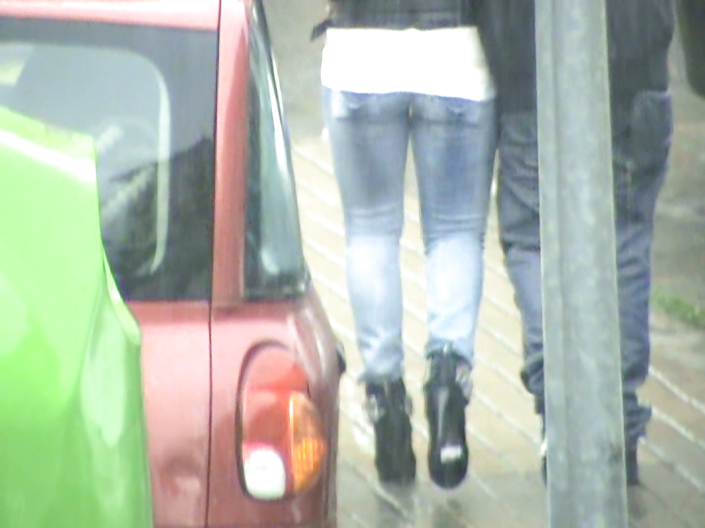 Porn image high hells voyeur