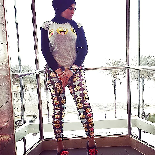 Porn image Arabic Sexy Bitch Hijab