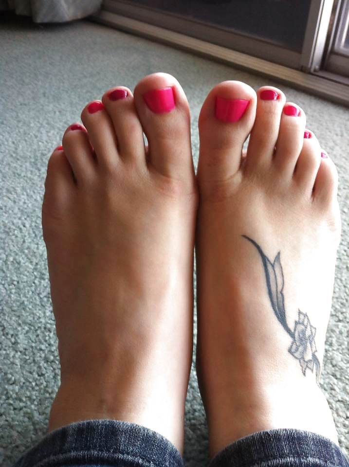 Porn image My friends beautiful feet