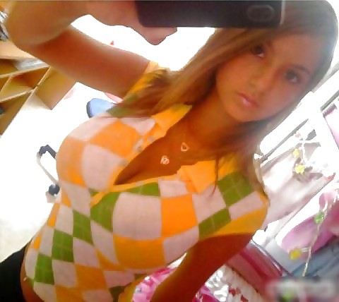 Porn image Teen Facebook Selfshots - Real Amatuers