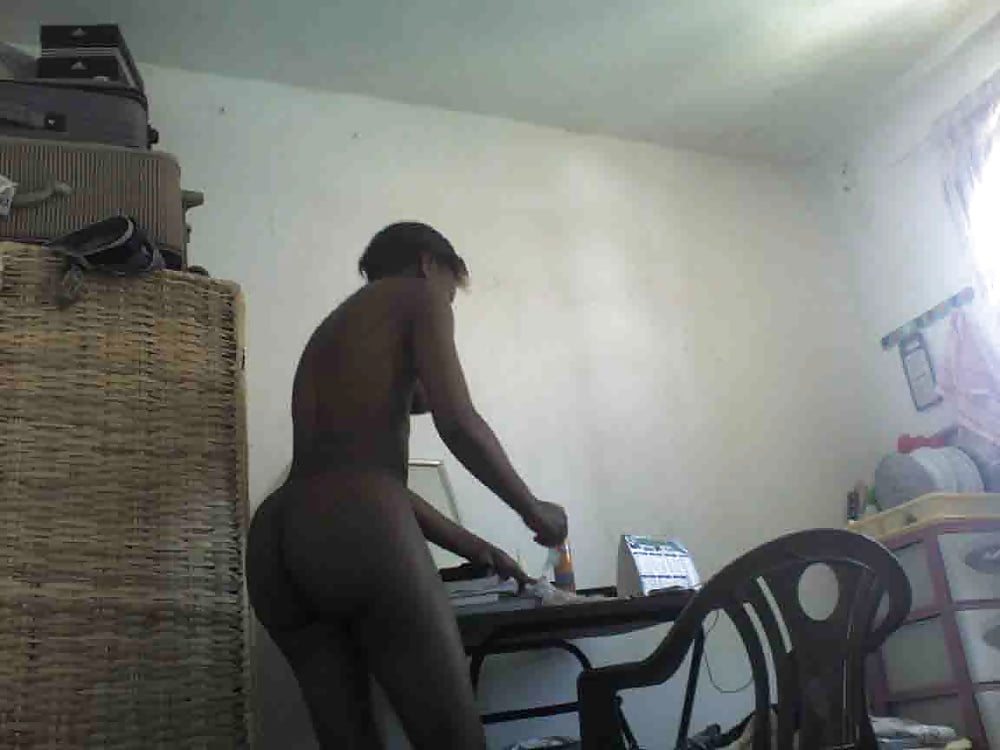 Porn image Petasse de Libreville