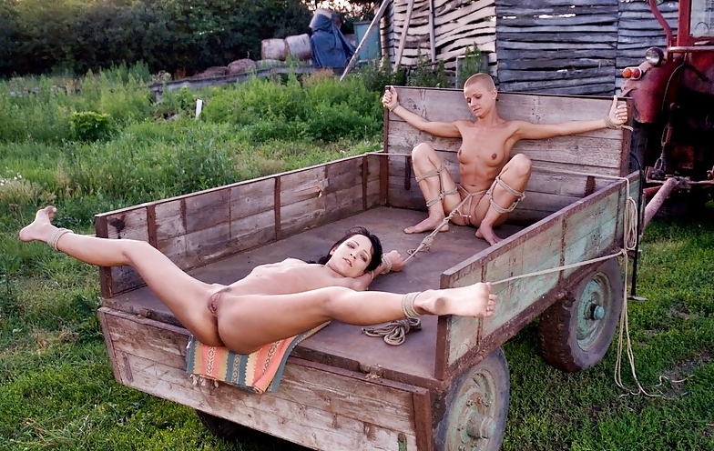 Porn image Still more bondage stuff.