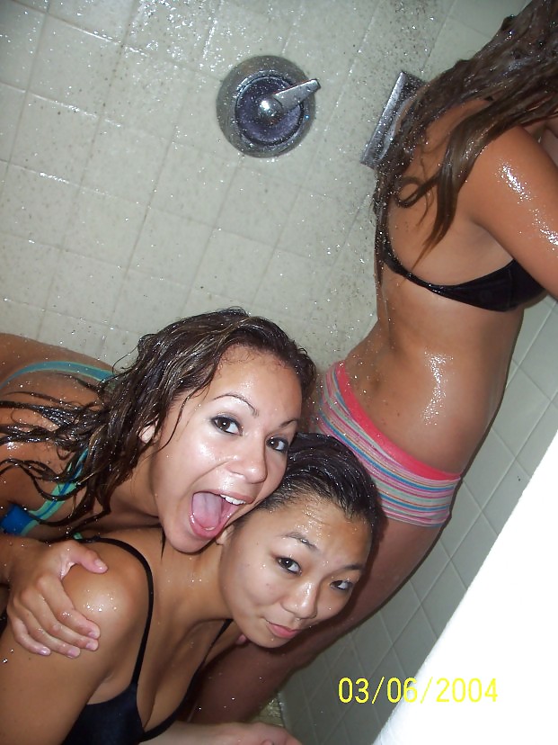 Porn image Bra Babes 80