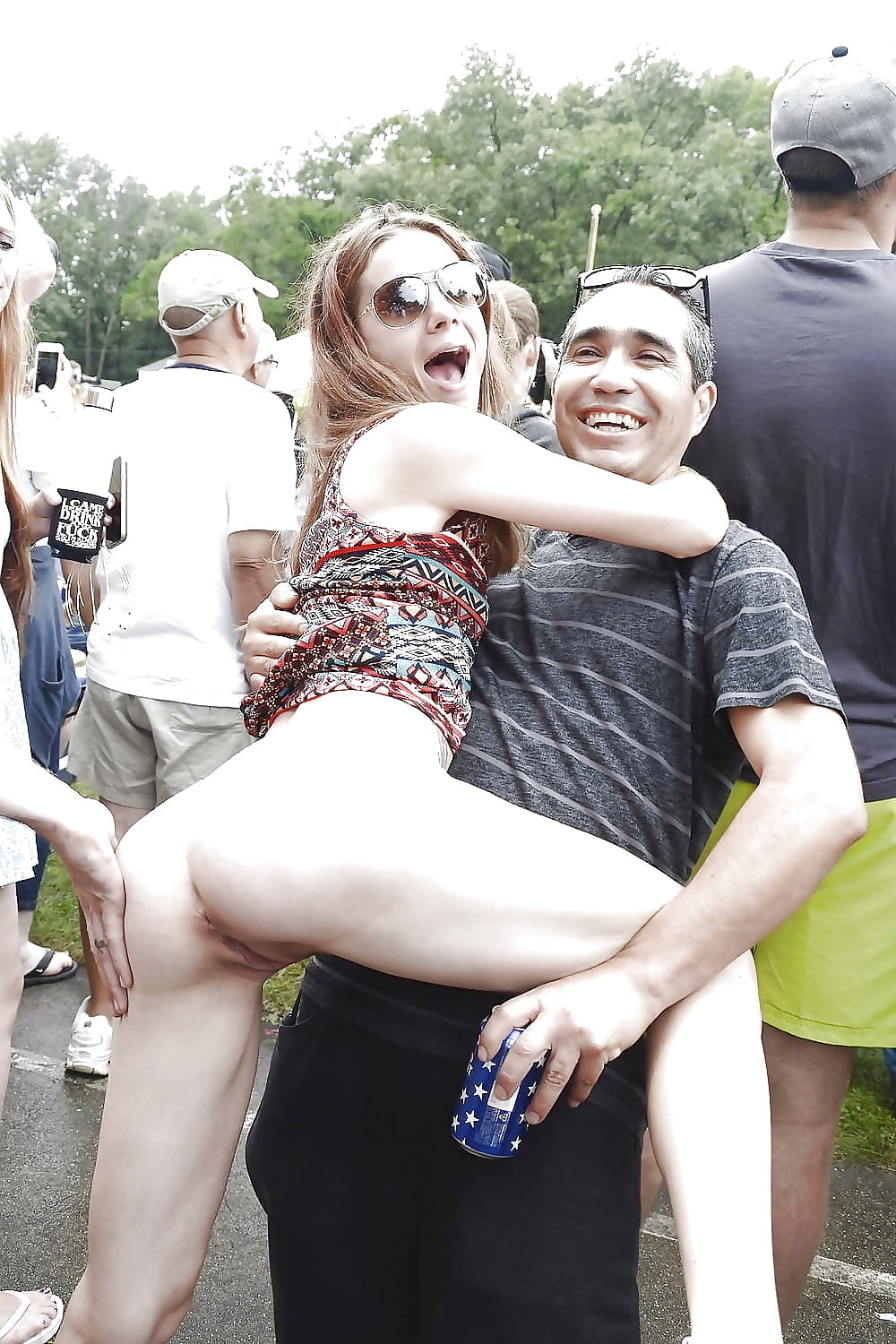 Porn image Public Sluts (1325)