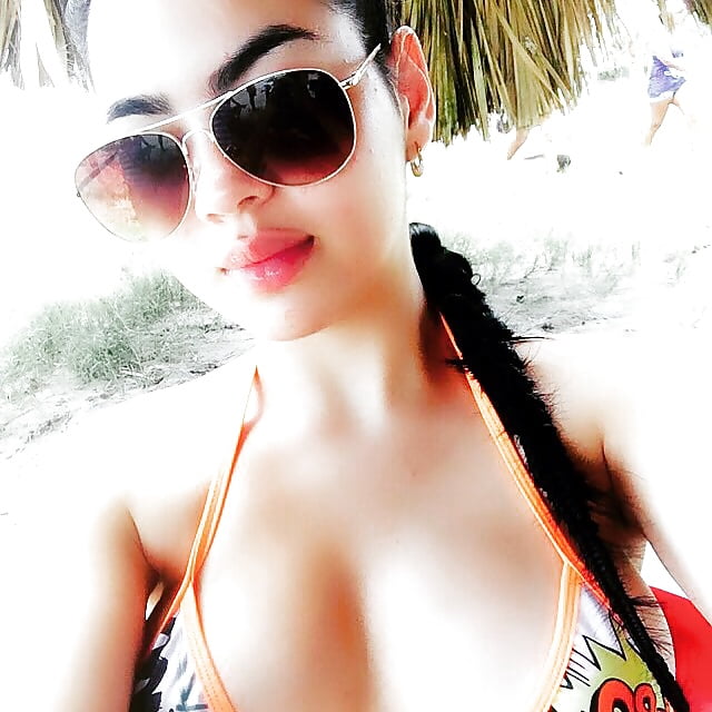 Porn image michelle romain