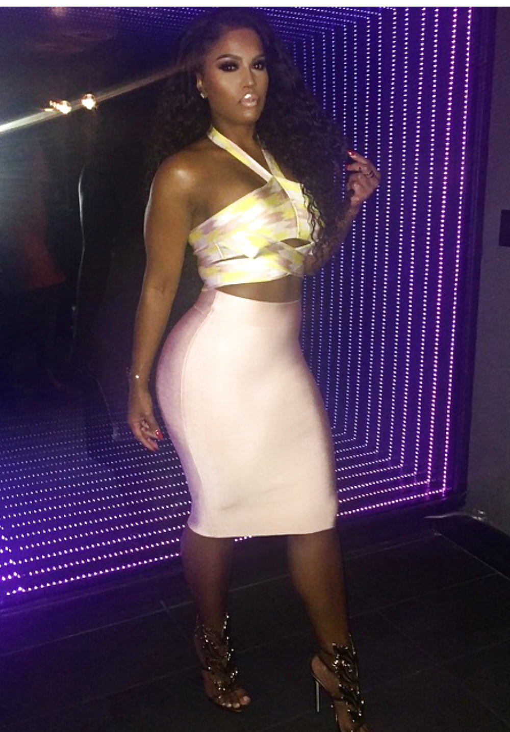 Porn image Ebony Facebook Slut Whore Bitch COMMENT