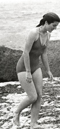Onassis photos jackie nude Greece's Skorpios