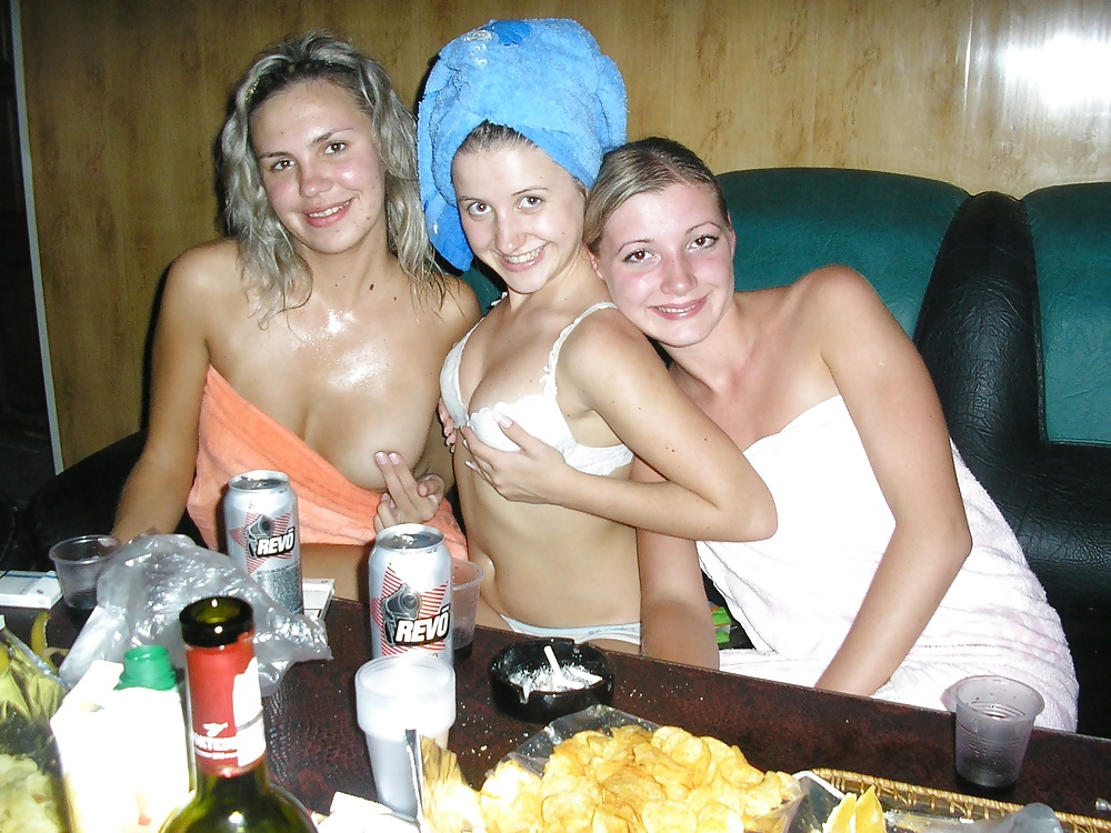 Porn image Young teens on sauna!