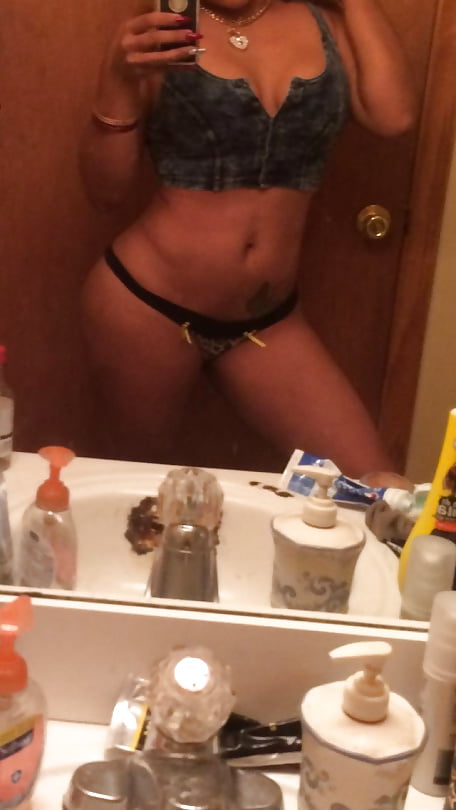 Porn image Selfies In Undies 2