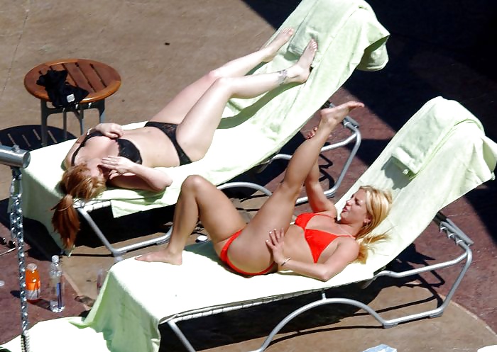 exposed bikini Britney