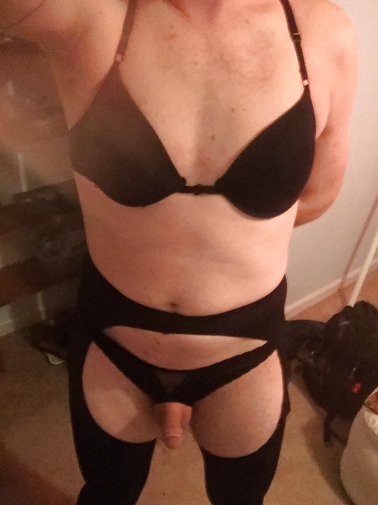 Porn image Naughty Blonde