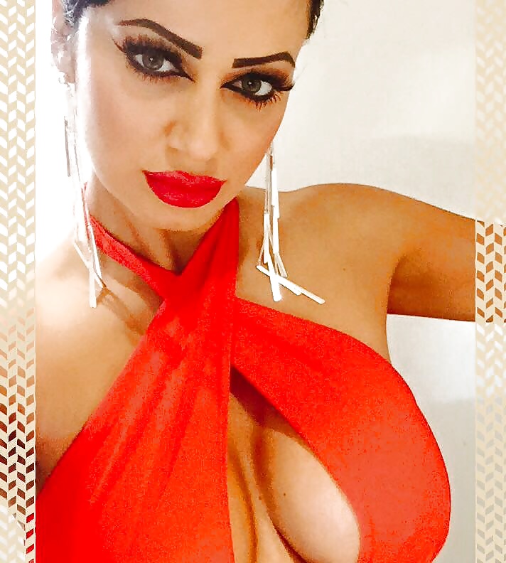 Porn image Issa Romanian Italian Model