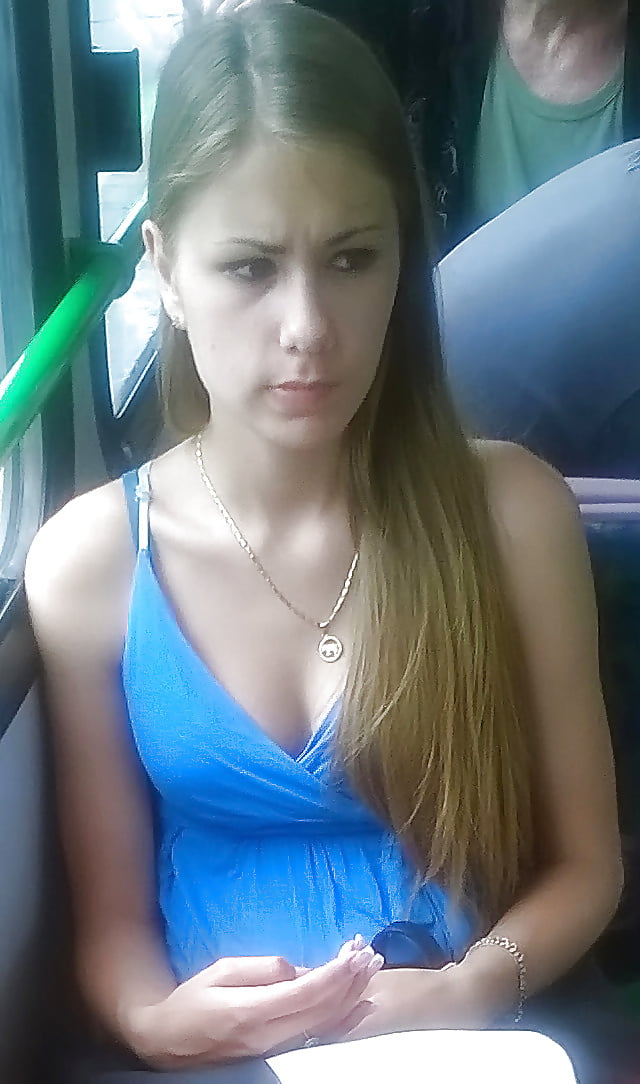 Porn image Candid young slut : public transport II