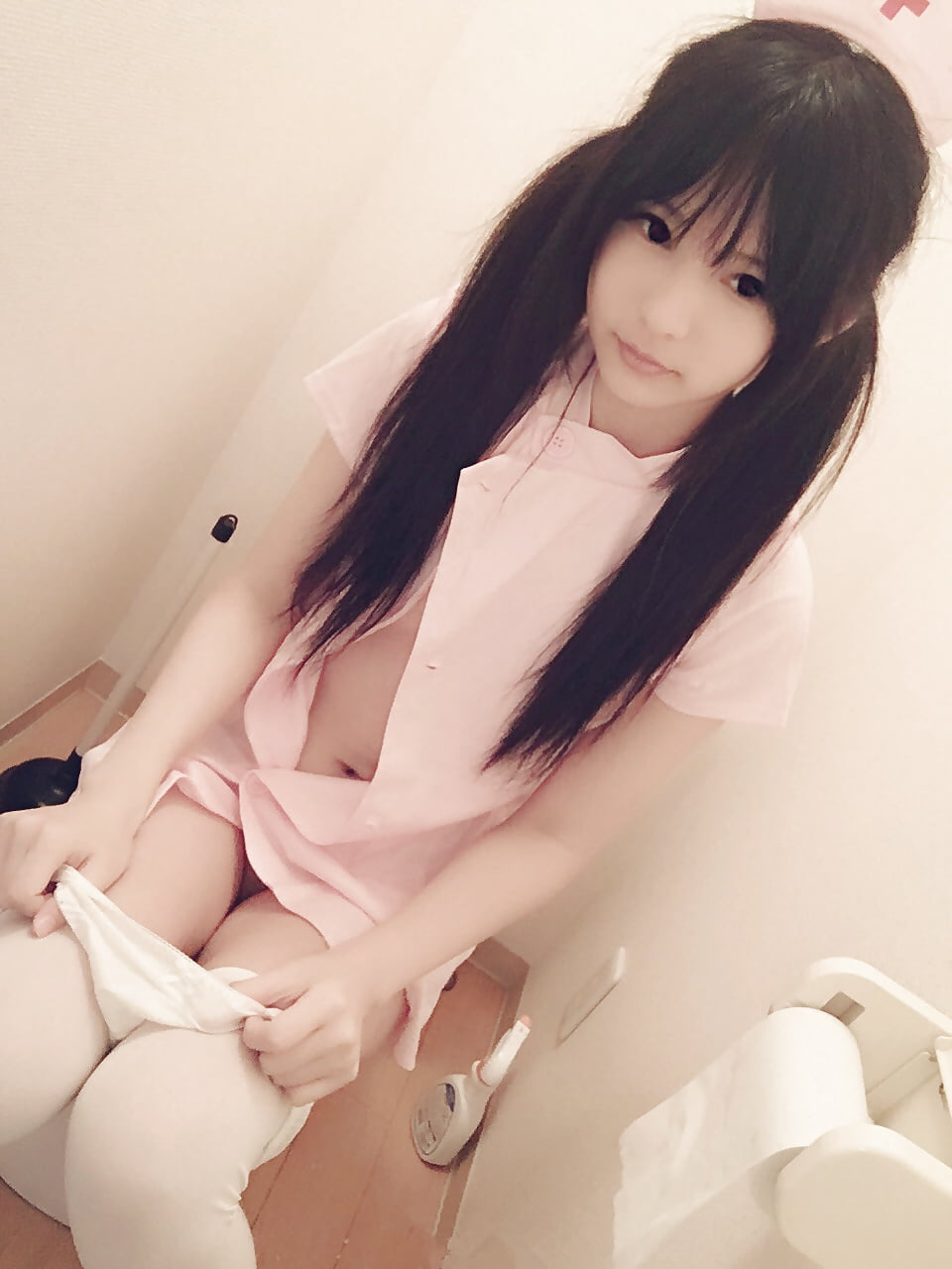 Porn image artifical china girl
