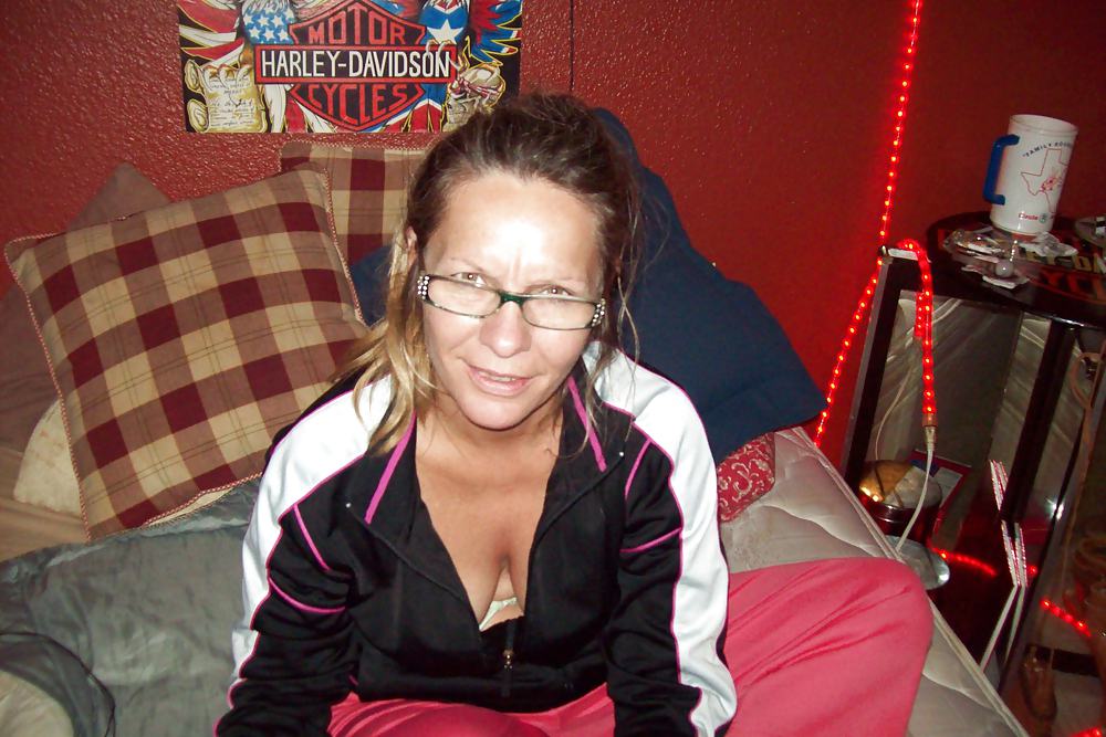 Porn image Sat. Night Fuck 11-6-2011