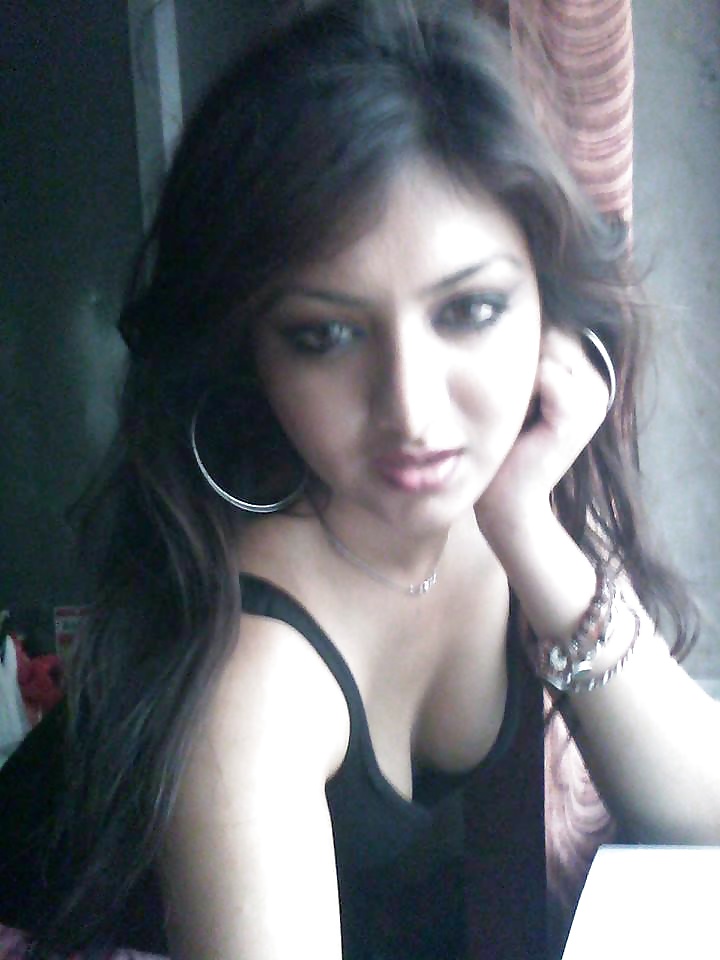 Porn image INDO-PAK DESI BABES (SLUTS)