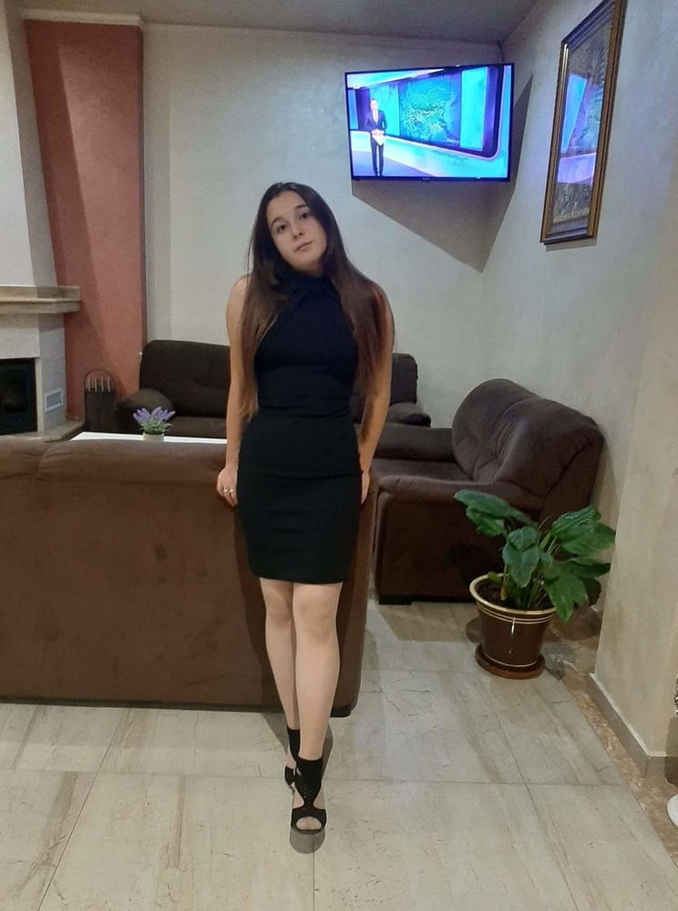 Teen photo #324650942