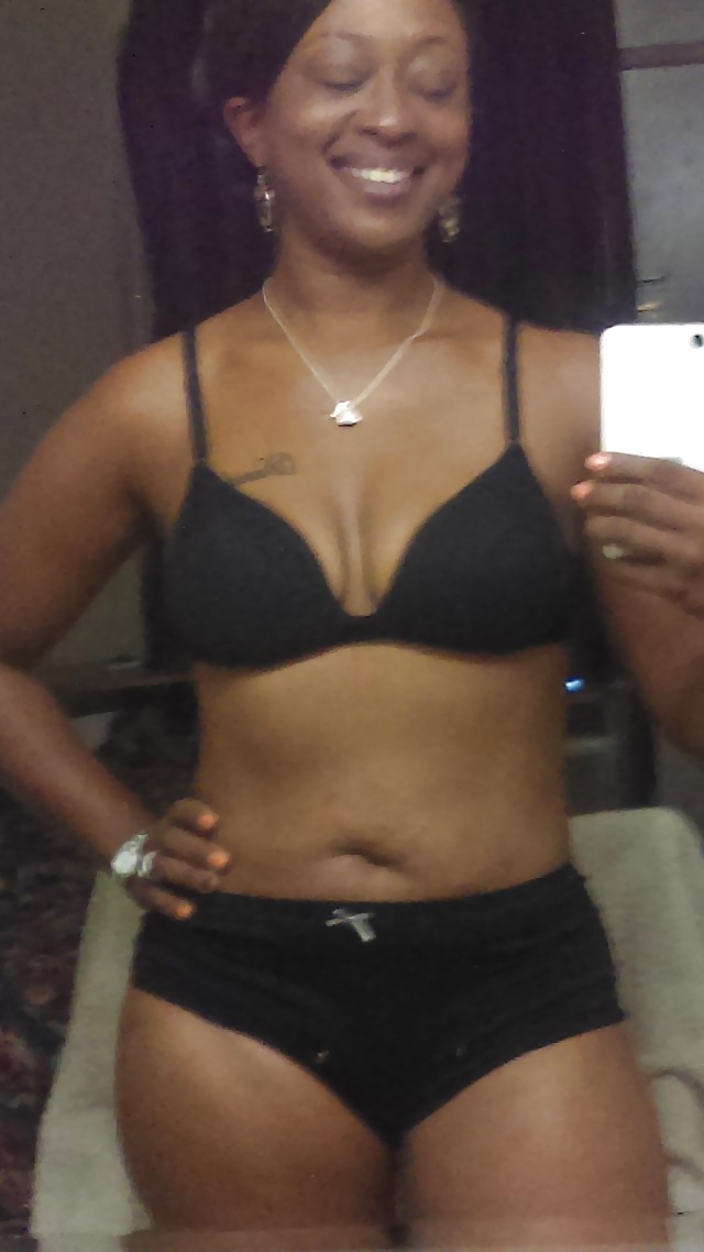 Porn image New ebony friend in up comming photo compilation