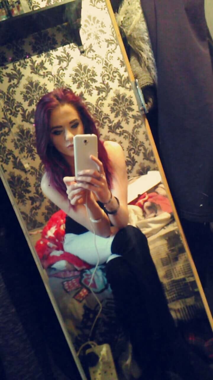 Porn image Irish Young Chav Milfs Single Exposed Facebook Comment