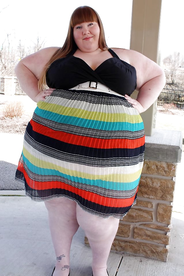 Porn image SSBBW clothed & public 2